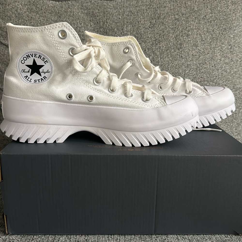 CONVERSE LUGGED HI Platform